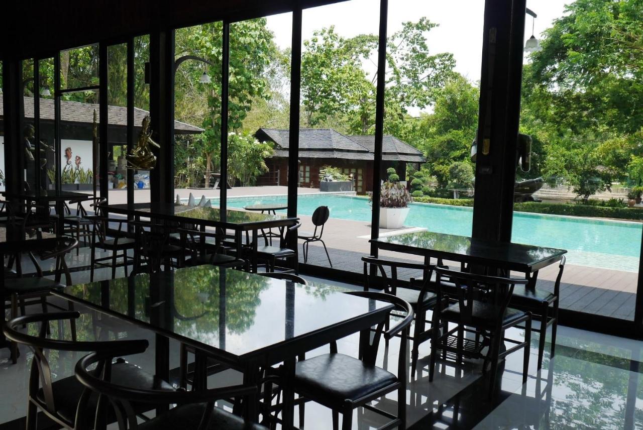 Phumontra Resort Nakhonnajok Kültér fotó